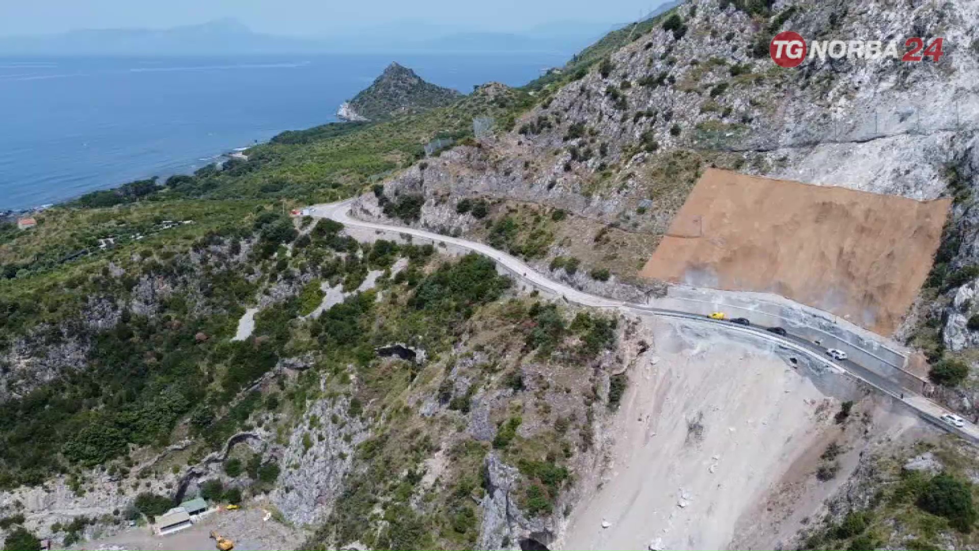 Maratea Riaperta La Statale 18 Dopo La Frana Che L Aveva Interrotta